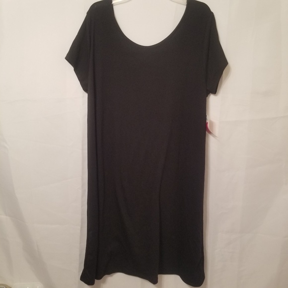 Bobbie Brooks Dresses & Skirts - Bobbies Brooks criss cross dress Bobbie Brooks Dresses & Skirts - Bobbies Brooks criss cross dress
